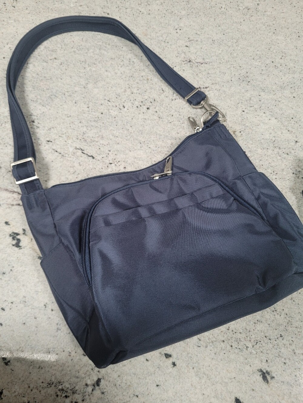 Travelon Crossbody Blue Silver Adjustable Strap Shoulder Bag RFID Light